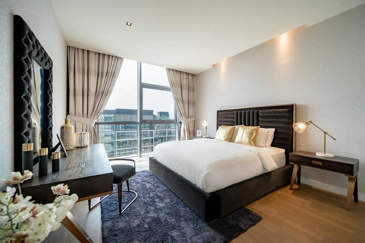 Higuests - Stunning Family Size Apt With Panoramic Views Apartment Dubai